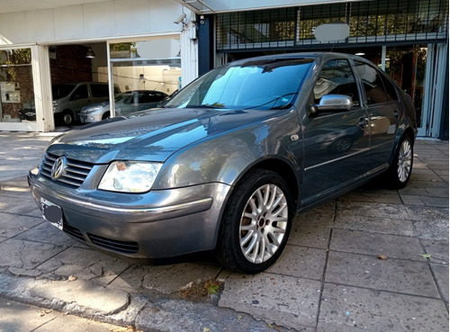 Volkswagen Bora 1.8 T Highline Tiptr Cu