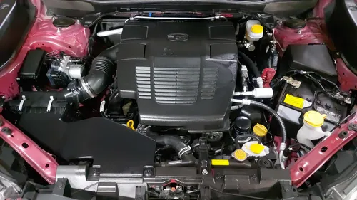Subaru Forester 2.5 PREMIUM CVT 4WD