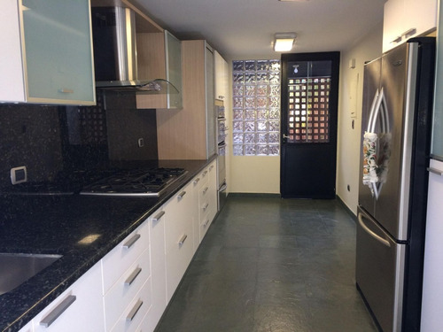 Imagen 15 de 16 de Elisa Erebrie Vende Townhouse En La Trinidad Mls #22-2540