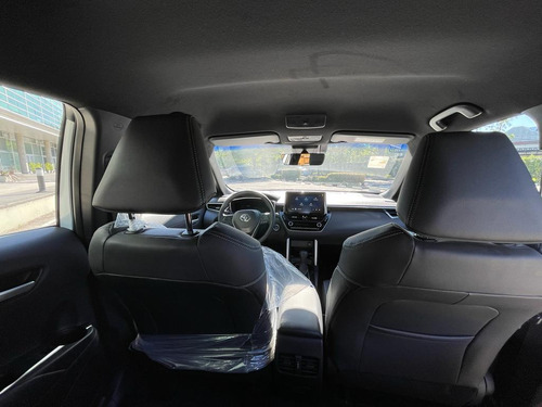 Imagen 13 de 16 de Toyota Corolla Cross 1.8 Seg Hv E-cvt 2023