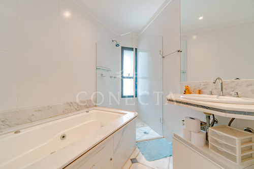 Imagem 18 de 26 de Alphaville 10 - Casa 800m² - 4 Suítes, Amplo Terreno, Piscina, Academia, Pomar, Orquidário - Cnc1559