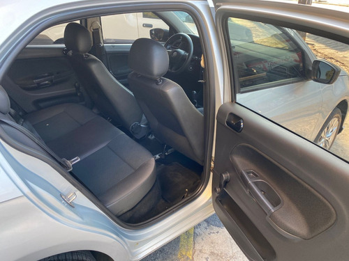 Volkswagen Voyage 1.6 Msi Total Flex 4p