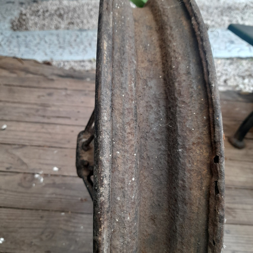 Imagem 7 de 9 de Roda Aro 21 Fordinho Ford Antigo Raiada Pra Restauro