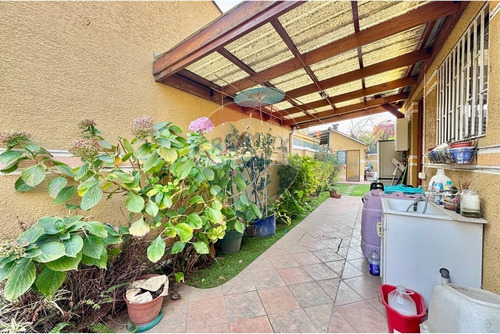 Amplia Casa Ñuñoa 4d Gran Jardin Y Piscina