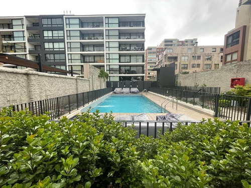 Arriendo Depto 2d 2b, Con Terraza Y Gran Conectividad