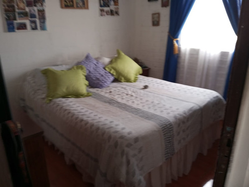 Venta De Lindo Depto. 3d, 1b. Cercano A Hospital El Pino
