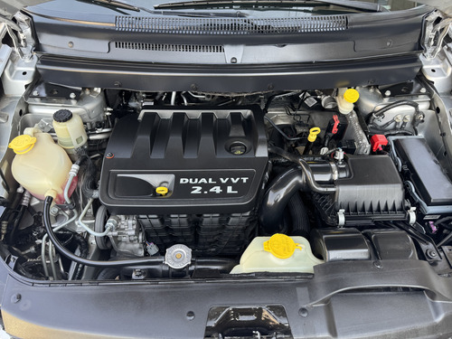 Dodge Journey 2.4 Sxt 7 Pas. At