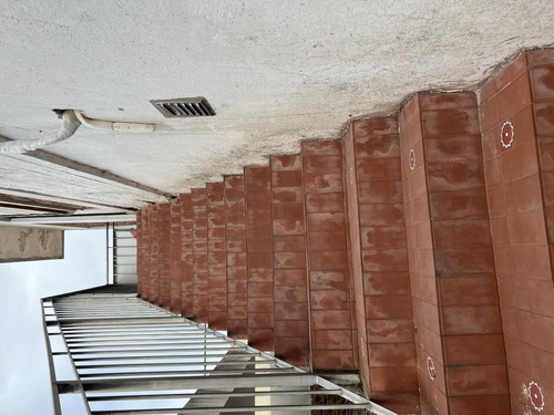 Imagen 20 de 30 de Edificio Comercial - Burzaco