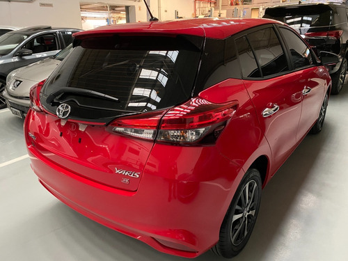Toyota Yaris S Cvt 1.5 Automatico Hatchback 5p