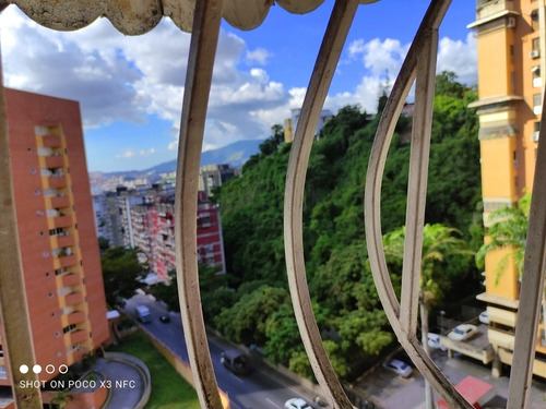 Imagen 8 de 30 de Vendo Apartamento 130m2 4h/3b/1p Colinas De Santa Monica 9434