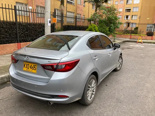 Mazda 2 1.5 Grand Touring Lx Sedan