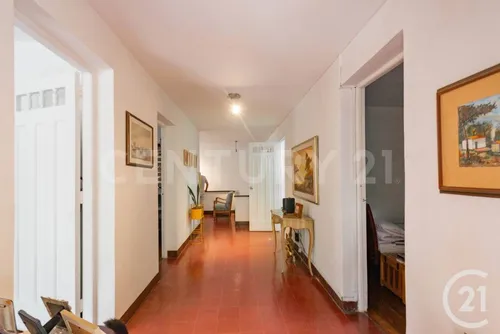 Venta Casa Laureles A Una Cuadra Y Media Del Primer Parque Excelente Ubicación