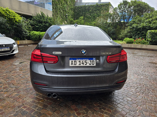 BMW Serie 3 320i Sportline