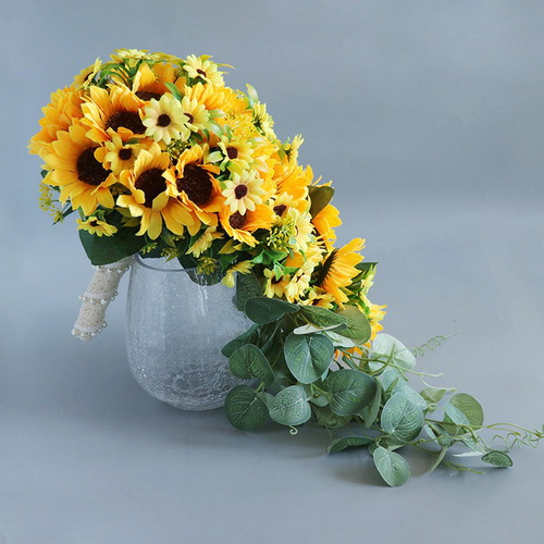 Girasol Artificial De Boda Sosteniendo Bouquet Toss Bouquet
