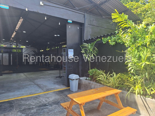 Julian Galindez Vende Gimnasio En Urbanizacion Nueva Segovia Barquisimeto #25-9919