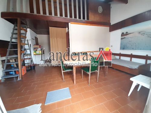 Imagen 19 de 30 de Casa 4 Amb + Depto 2 Amb -- Lote Propio - Excelente Ubicación