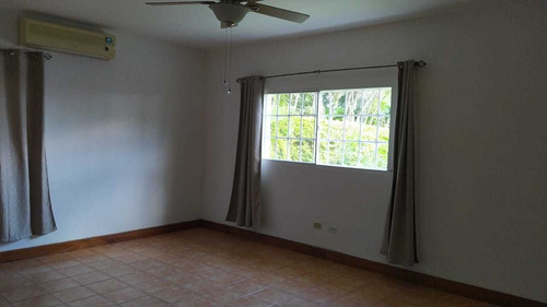 Imagen 9 de 9 de Rento Amplia Casa En Estancia