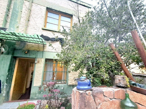 Casa En Venta De 5 Dorm. En Ñuñoa