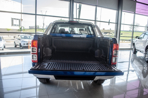 Imagen 3 de 8 de Ford Ranger 3.2 Cd Xlt Tdci 200cv Automática 4x4