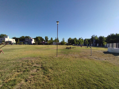 Imagen 8 de 14 de Terreno En Barrio Privado Neuquen