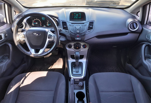 Ford Fiesta Kinetic 1.6 Se Plus Powershift 120cv