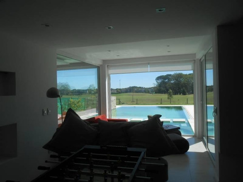 Imagen 15 de 24 de Casa En Venta En Haras Santa Maria Maroto Propiedades