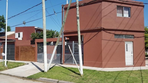 Imagen 3 de 16 de Departamento En Venta En Villa De Mayo