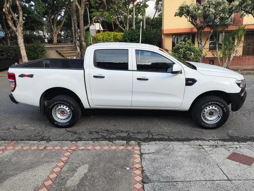 Ford Ranger 3.2 XL