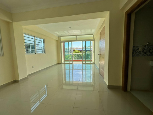 Imagen 3 de 10 de Vendo Elegante Apartamento En El 4to Nivel
