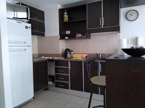 Imagen 10 de 12 de Monoambiente En Zona Plaza Moreno - Av. 13 E/ 54 Y 55