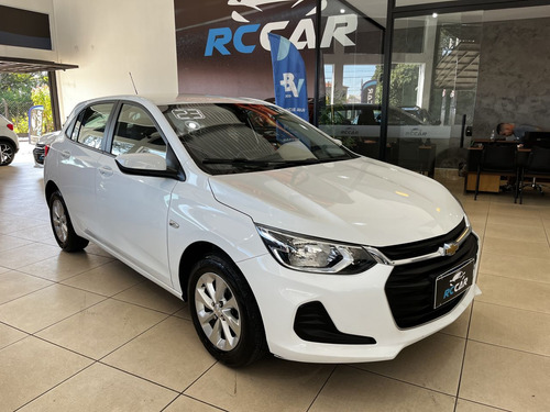 Chevrolet Onix Hatch 1.0 4P FLEX LT