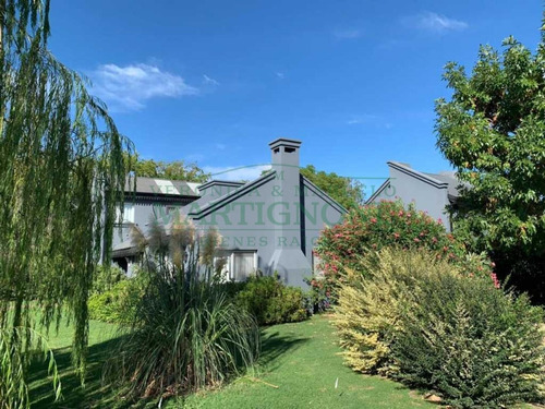 Imagen 2 de 23 de Casa Venta San Francisco Club De Campo Manzanares Pilar