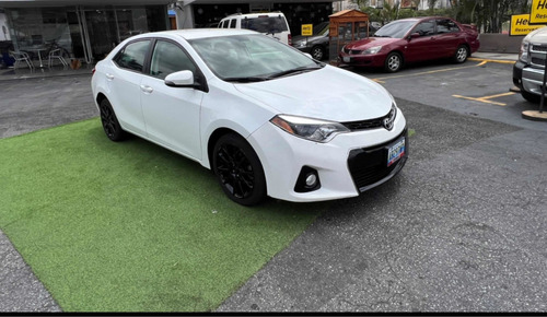 Imagen 3 de 14 de Toyota Corolla S Special Edition