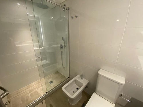Imagen 7 de 12 de Venta Apartamento 2 Dormitorios En Malvín Torre Arenas