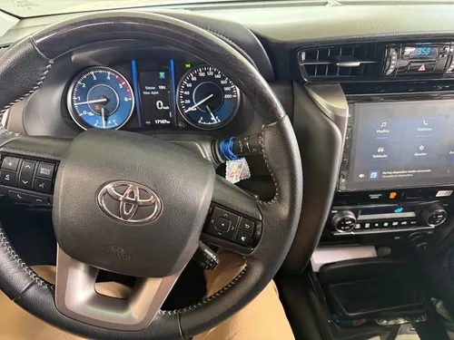 Toyota Fortuner 2.4 2023