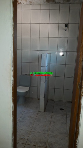 Chácara Em Paraibuna, Casa De 4 Dormitórios, Sendo 2 Suítes - 974