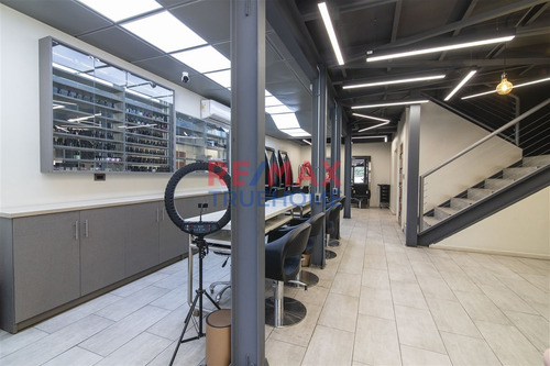 Espectacular Local Comercial /duble Almeyda