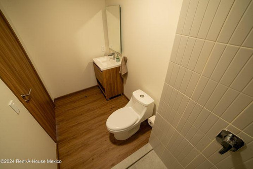 Departamento En Renta En Miguel Hidalgo, Ampliación Granada Jl 25-2645.