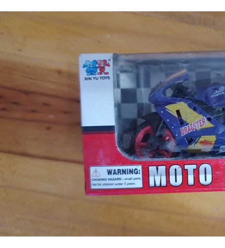 Moto Coleccionable De Juguete Racing En Caja 1:24 Escala