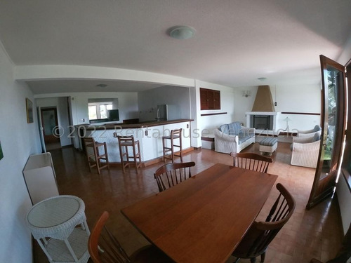 Imagen 8 de 15 de Casa En Venta La Lagunita 22-16668 Eva Castillo 0414.306.72.20