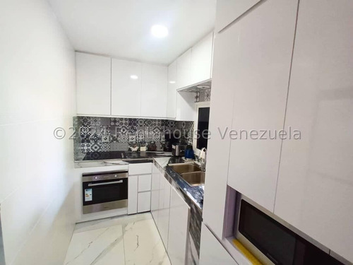 Rosa Rodríguez Vende Casa En El Manzano, Barquisimeto 24-19675
