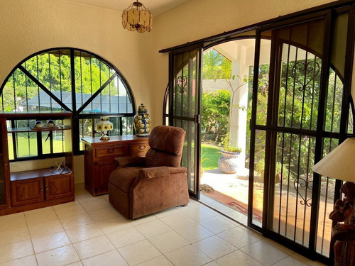 Imagen 7 de 30 de Vendo Casa En Fraccionamiento, Amplio Jardín, Oaxtepec, Enfr