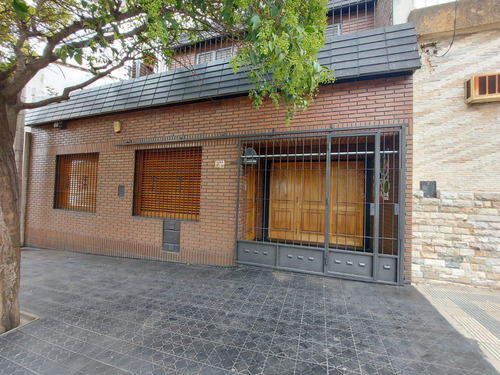 Casa En Venta En Barrio Alto General Paz