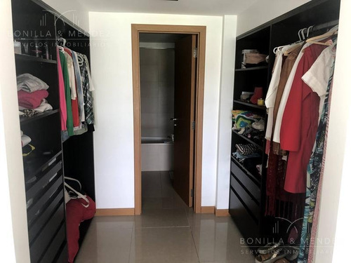 Silente, Torre I, 2 Dormitorios En Suite, Toilette, Garage En Sub Suelo, Dependencia Externa