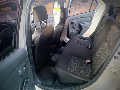 Renault Logan 1.6 Expression