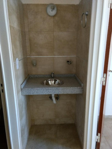 Imagen 12 de 15 de Vendo Dpto 1 Dormitorio Frente Plaza Rafael Nuñez
