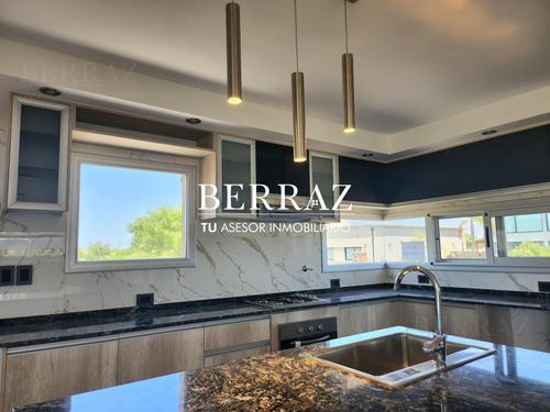Imagen 11 de 29 de Casa Venta San Ramiro Pilar Del Este