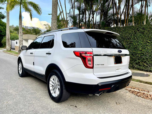 Imagen 4 de 11 de Ford Explorer Limited 4x4