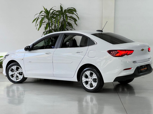 Chevrolet Onix Plus 1.0t Premier 2