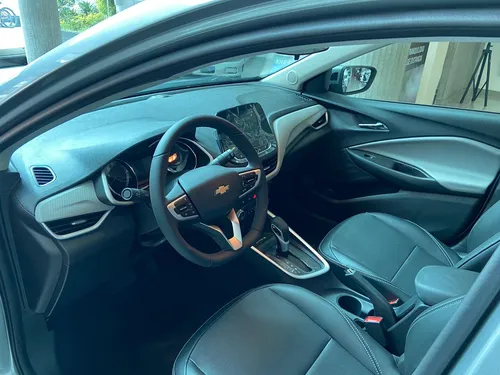 Chevrolet Onix 1.0T Premier Hatch At